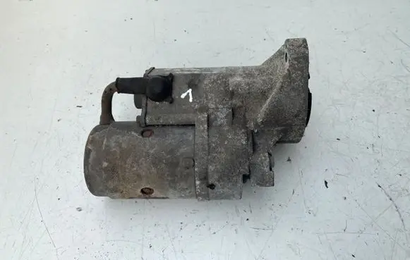 Toyota Corolla Verso E121 Starter motor 2810064430