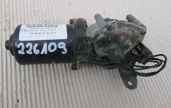 Mitsubishi Space Runner Front wiper linkage and motor