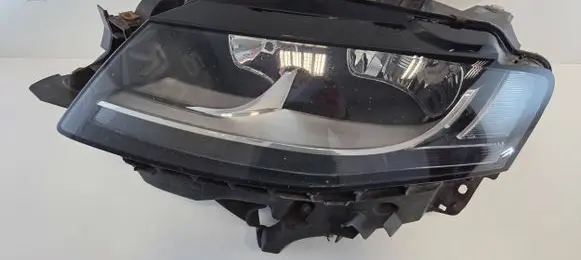 Audi A4 S4 B8 8K Headlight/headlamp