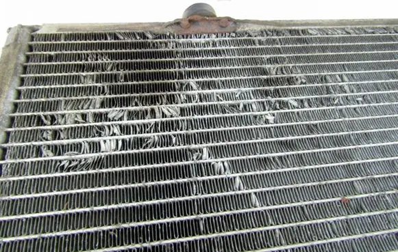 Mitsubishi Pajero A/C cooling radiator (condenser)