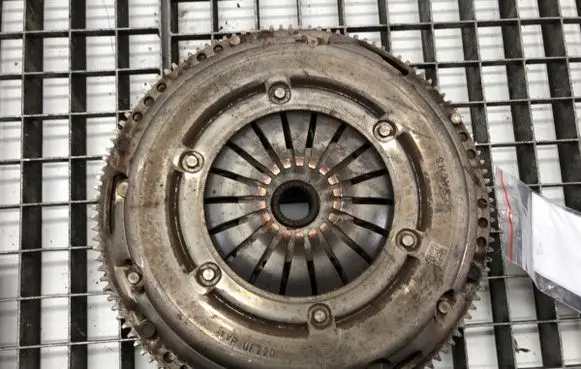 Skoda Fabia Mk3 (NJ) Clutch set kit 04C141031C