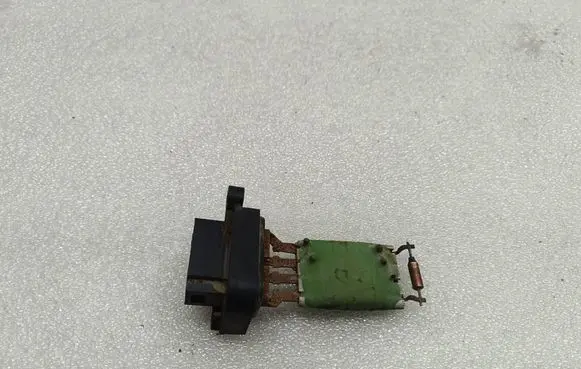 Ford Transit Heater blower motor/fan resistor 3C1H18B647AA