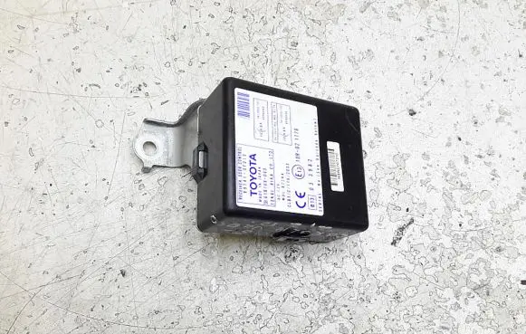 Toyota Corolla Verso E121 Door control unit/module 897410f010