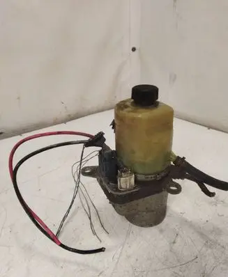 Ford Focus Power steering pump 1040085011094