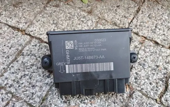 Ford Escape IV Tailgate/trunk control unit/module JU5T14B673AA