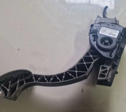 Ford Mondeo MK IV Accelerator throttle pedal 6PV00922014 18092007