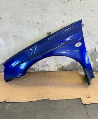 Subaru Impreza II Fender