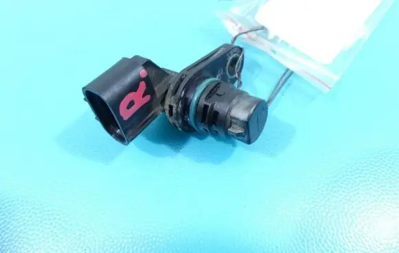 Hyundai ix35 Camshaft position sensor 39350-25010 IMPRK1313414