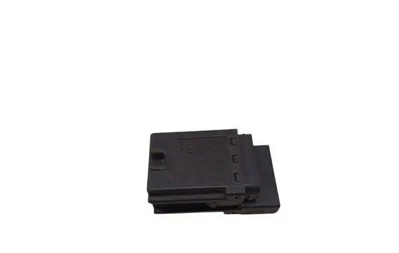 BMW 5 E39 Glow plug pre-heat relay 2246473 1221 72RB501