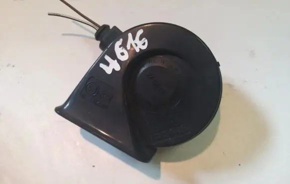 Volkswagen Golf V Horn signal 1K0951223 0052383