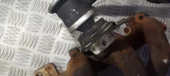 Opel Astra F EGR valve 90470420