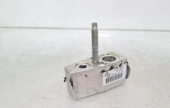 Opel Zafira C Air conditioning (A/C) expansion valve Z1517001