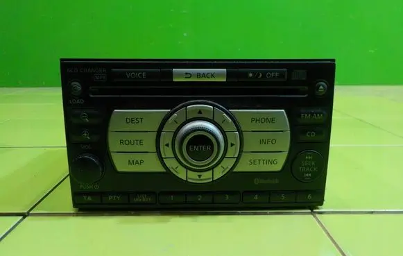 Nissan X-Trail T31 Radio/CD/DVD/GPS head unit 28185JG41A