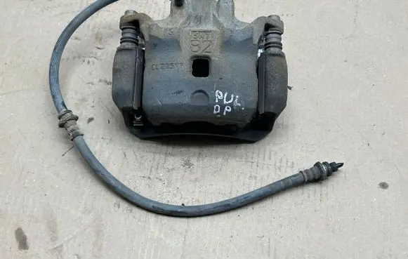 Nissan Pulsar Front brake caliper 410013ZU0A 41120AL525 D1ABMAL525