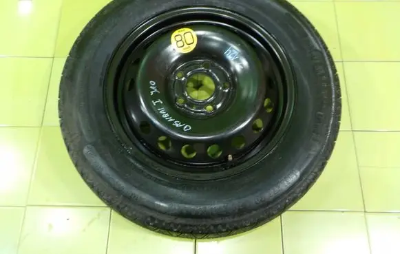 Nissan Qashqai+2 R16 spare wheel