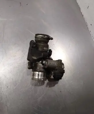 Ford Focus Throttle valve 7U2Q9E926AD A2C53238880 1211090813