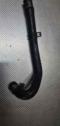 Audi A4 S4 B5 8D Engine coolant pipe/hose 058121058R