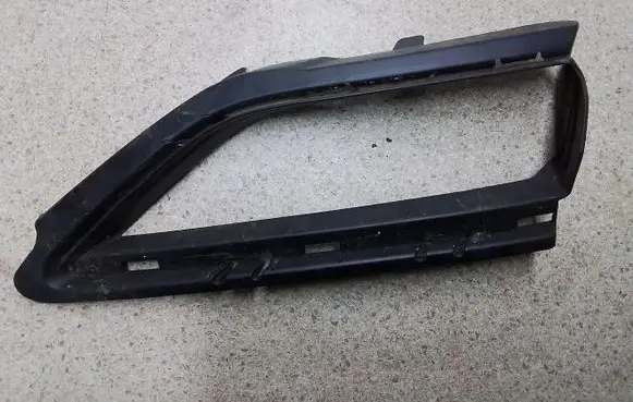 Porsche Cayenne (9Y0 9Y3) Front bumper lower grill 9Y0807676B