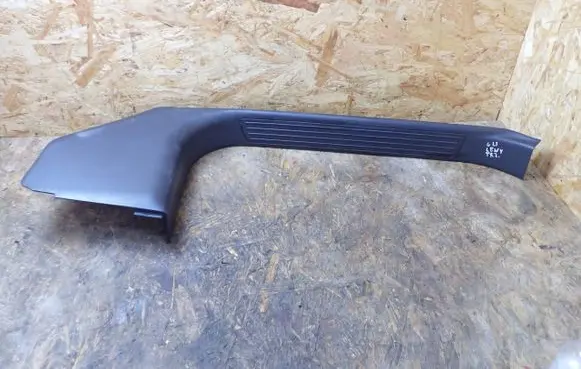 Mercedes-Benz GL X166 Sill/side skirt trim A1666809703