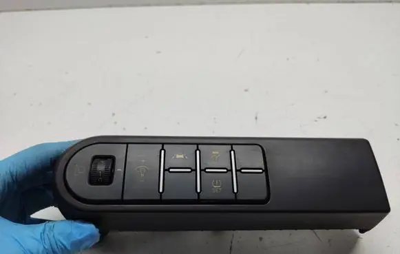 KIA Ceed A set of switches 93700J7430 202142313733 4H01011000