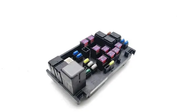 Subaru Outback Fuse module 82241AG060
