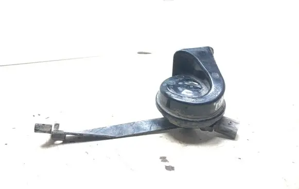 Seat Toledo II (1M) Horn signal 7038811