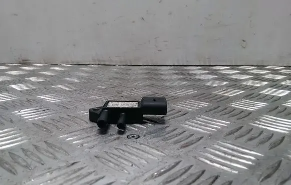 Audi A6 S6 C7 4G Exhaust gas pressure sensor 0281006083 059906051C