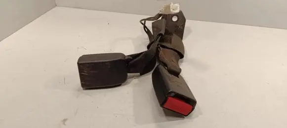 Nissan Qashqai+2 Rear seatbelt buckle 88863JD10A