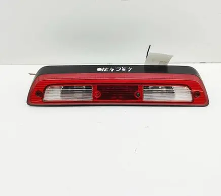 Toyota Tundra II Third/center stoplight 815700C050