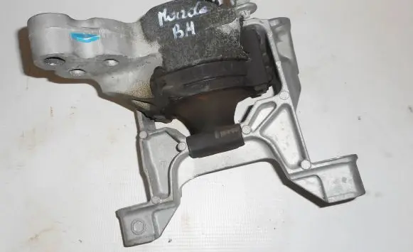 Mazda 3 III Engine mount vacuum valve 4D45 K1442