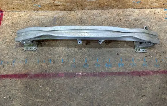 Audi A8 S8 D3 4E Front bumper support beam 539CH2115 R1070-R0951