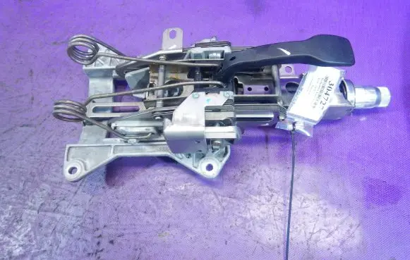 Audi A4 S4 B7 8E 8H Steering wheel axle 8E0419502H