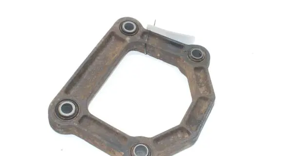 Jaguar XJ X40 Rear differential/diff mount bracket MNB2841AA