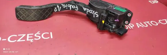 Skoda Fabia Mk2 (5J) Accelerator throttle pedal 6Q2721503E