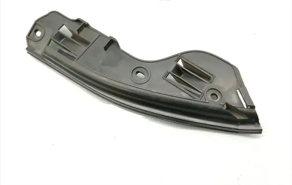 Volkswagen Touareg I Rear bumper mounting bracket 7L6807394B