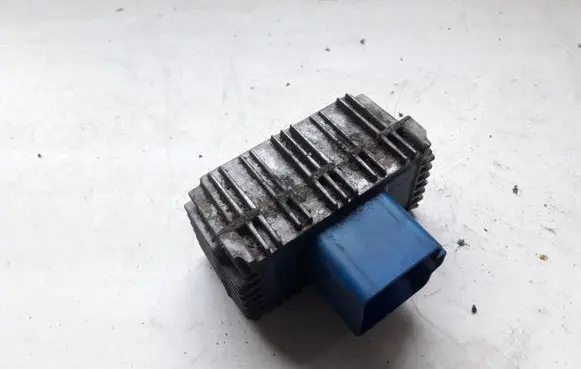 Opel Zafira B Glow plug pre-heat relay