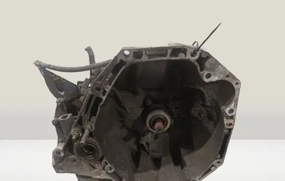 Renault Clio III Manual 5 speed gearbox S011916 JH3141S011916