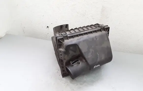 Dodge Nitro Air filter box T987142F1042