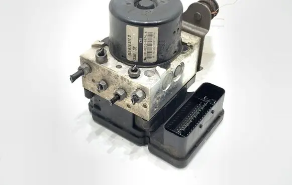 Audi Q7 4L ABS Pump 4L0614517D