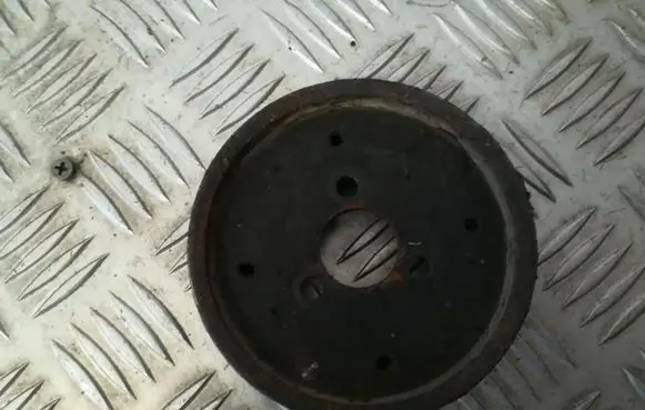 Renault Laguna I Power steering pump pulley 7700857067