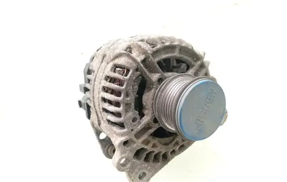 Volkswagen Golf IV Generator/alternator 038903023K