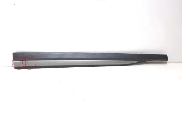 Hyundai Kona I Front door trim (molding) 87721J9500