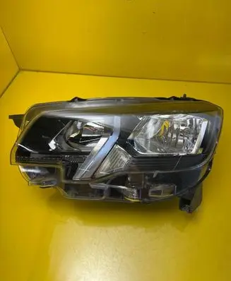 Peugeot Rifter Headlight/headlamp 9816826980