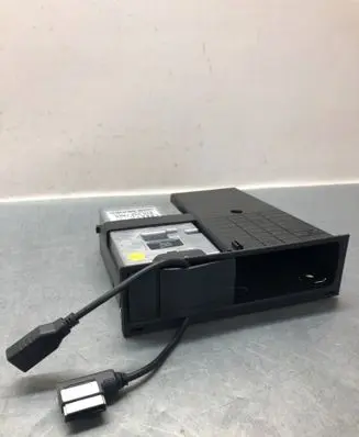 Audi A5 8T 8F Head unit multimedia control 8T0035785A V290007000