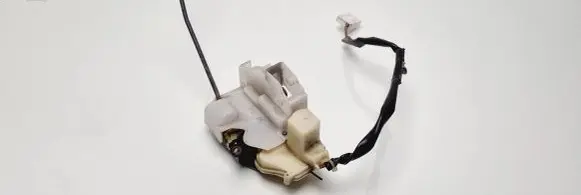 Mazda Xedos 9 Front door lock