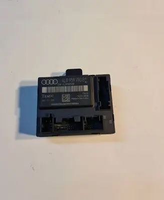 Audi Q7 4L Door control unit/module 4L0959793B