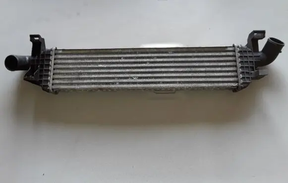 Volvo S40 Intercooler radiator 30741046