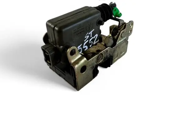 Renault Clio II Coupe door lock (next to the handle) 050101B