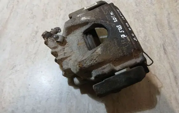 Peugeot 508 Front brake caliper 9686563680