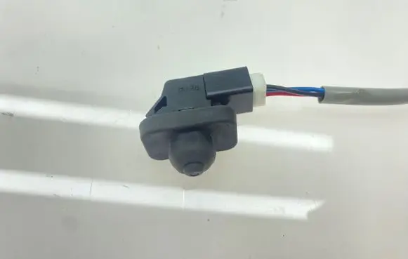 Subaru Legacy Front door sensor 